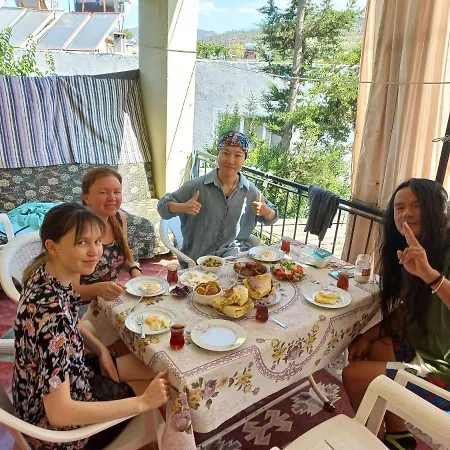 Adventurous Local Hostal Fethiye