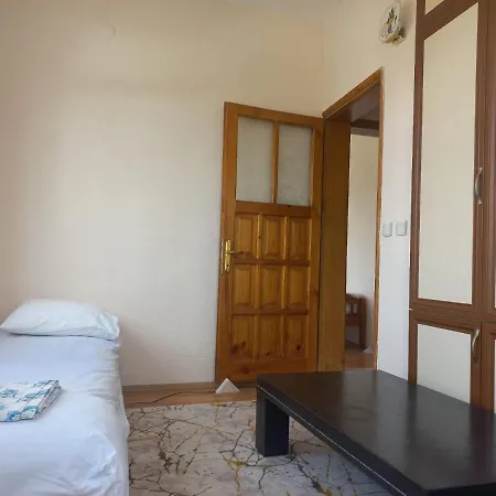 Adventurous Local * Φετιγιέ