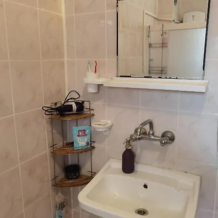 Hostel Adventurous Local Φετιγιέ