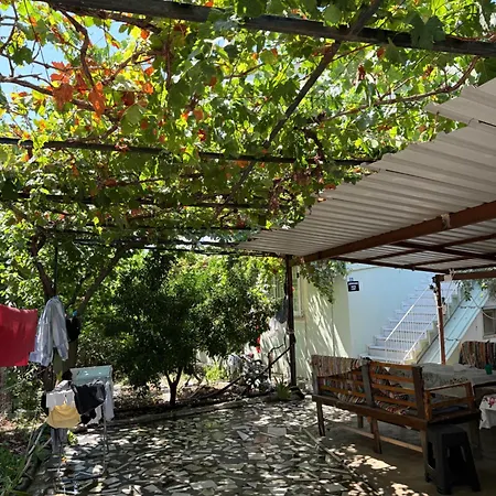Adventurous Local Hostel Fethiye